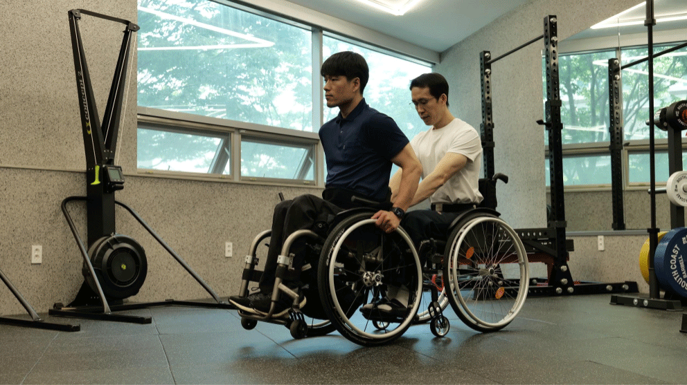 휠체어 이동성 및 기술훈련 사진